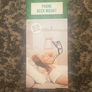 Universal Black Phone Neck Mount
